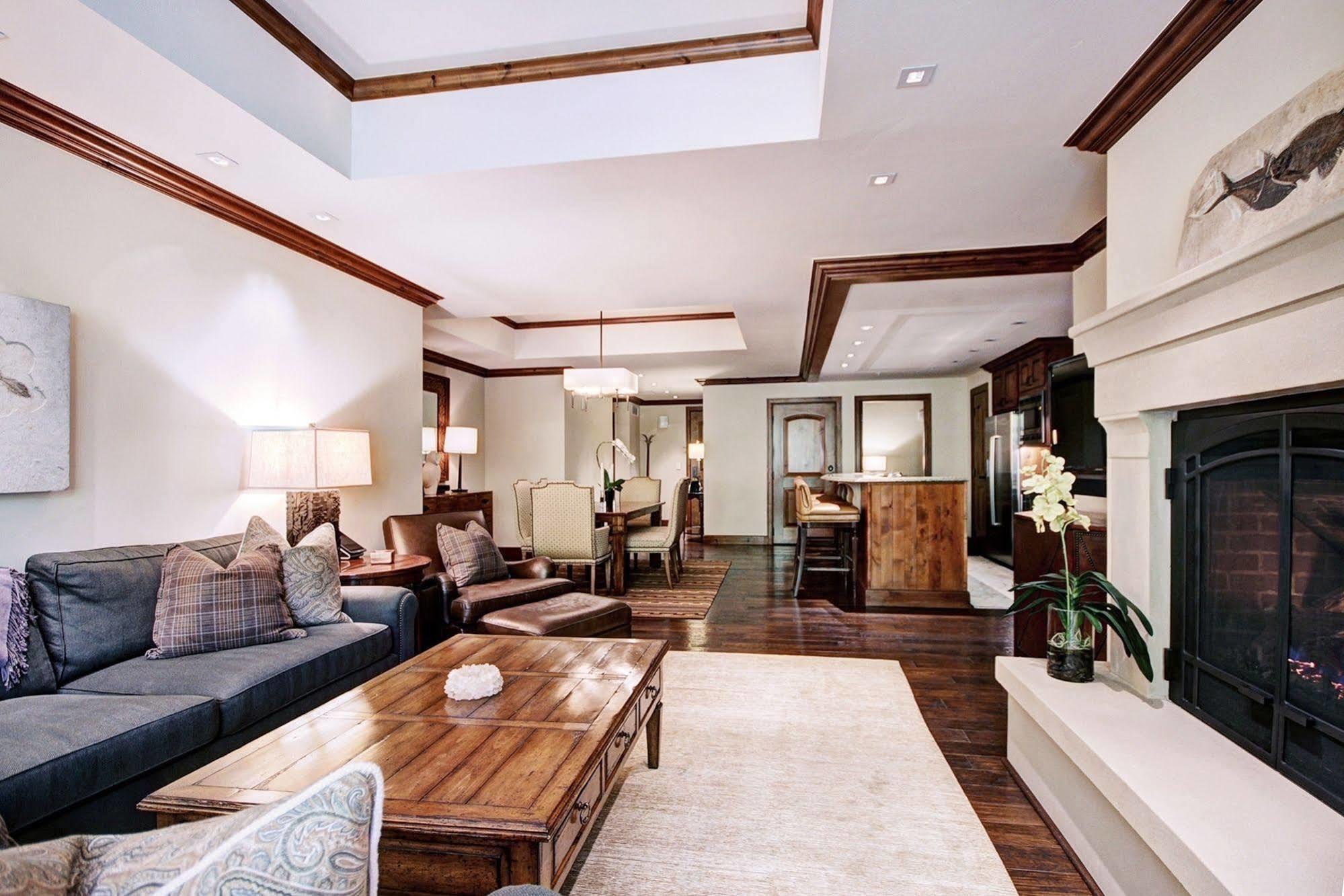 Legendary Lodging At The Ritz Vail Exterior foto