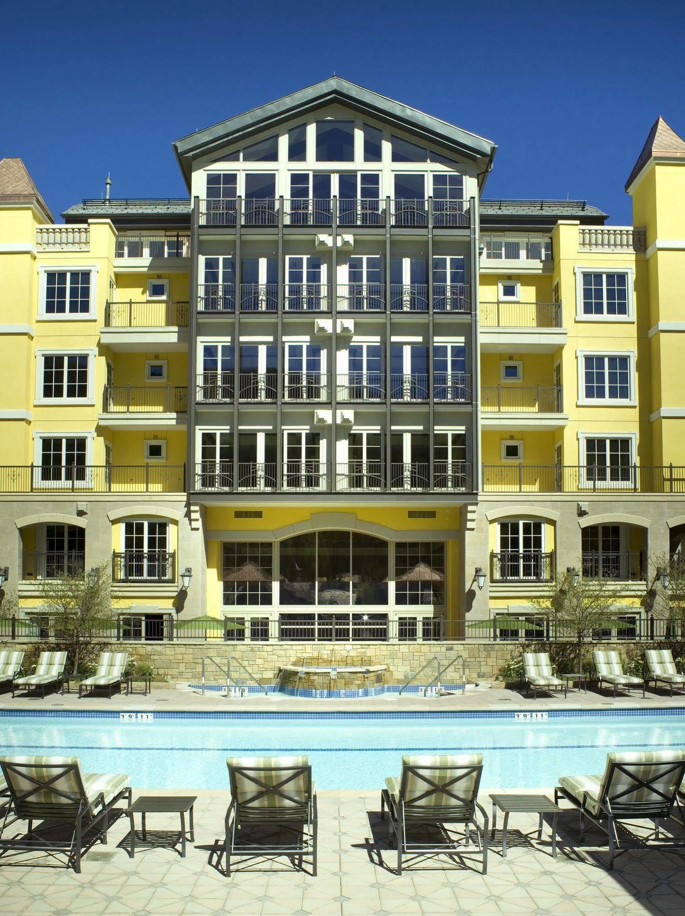 Legendary Lodging At The Ritz Vail Exterior foto